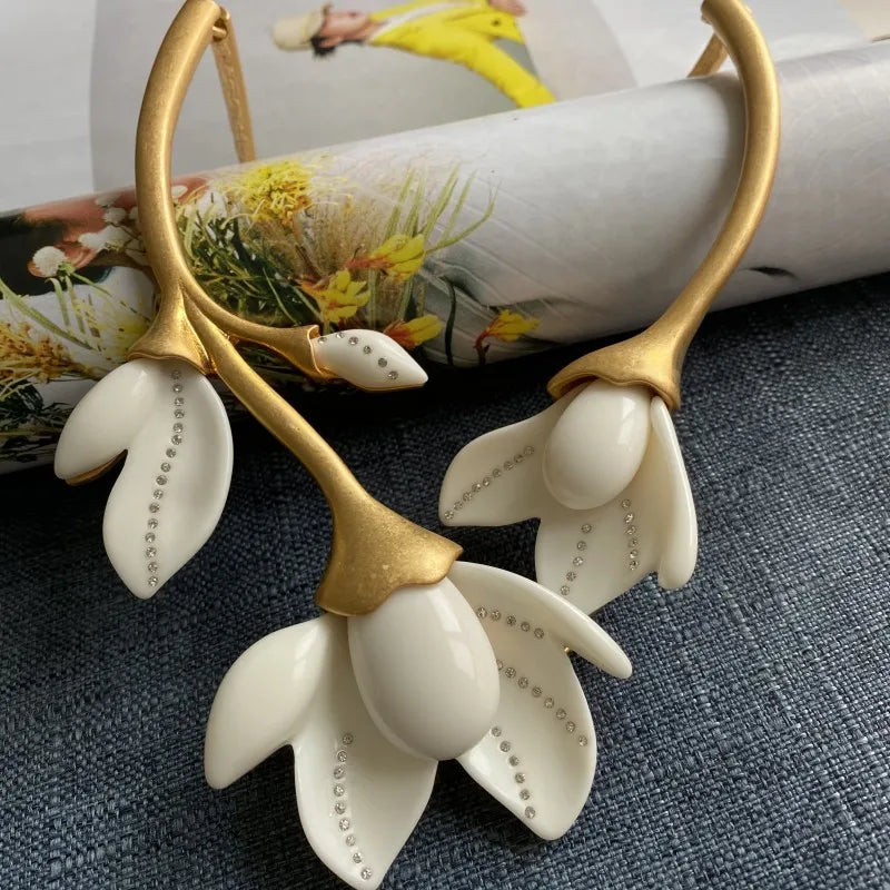 White Magnolia Dangle Earrings and Necklace Set