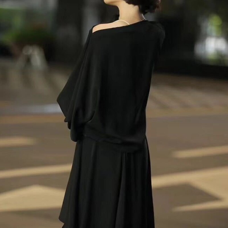 Asymmetrical Slash Neck Lantern Sleeve Maxi Dress