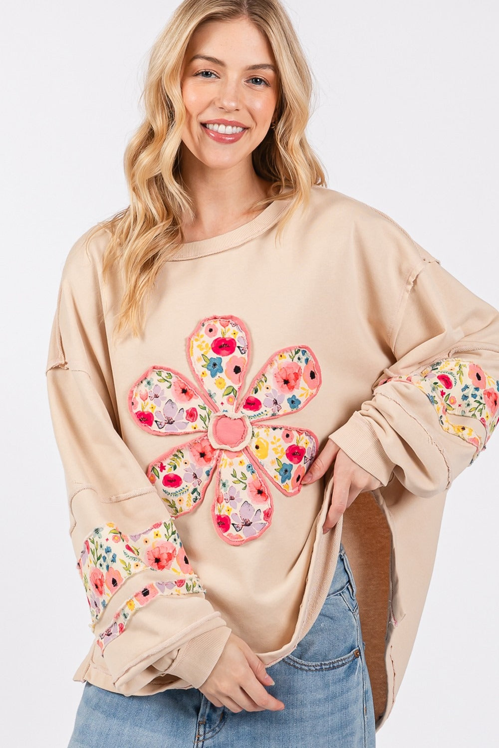 Daisy Patch Applique Long Sleeve Sweatshirt