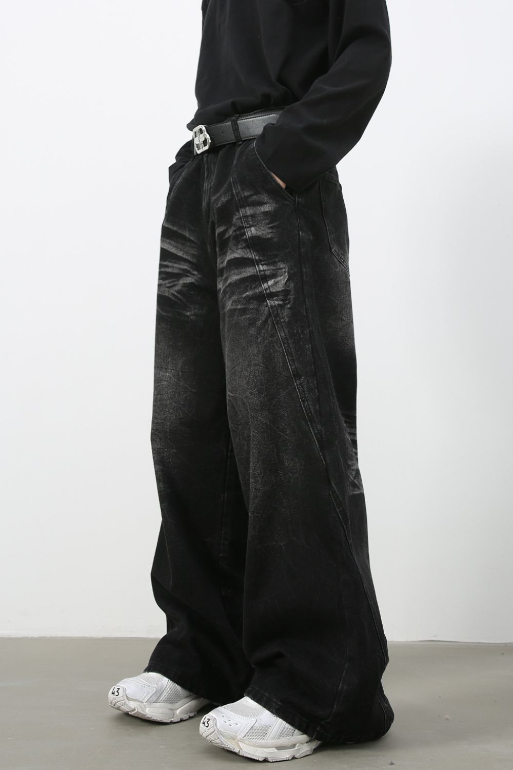 31f6a751-a072-4993-bf3c-3ce55c0ebdbd-Max