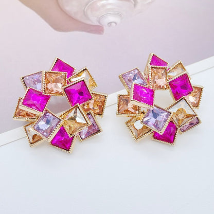 Golden Diamond Heavy Industry Maze Square Earrings for Women's Super Flash Trendy Dinner Earrings