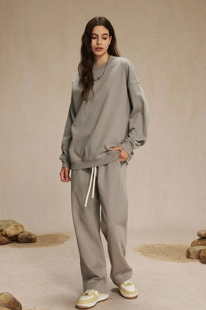 Round Neck Long Sleeve Sweatshirt