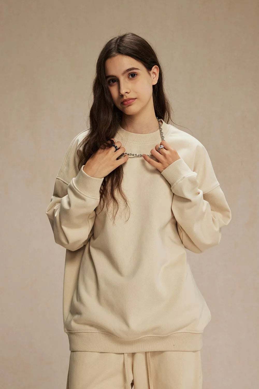 Round Neck Long Sleeve Sweatshirt