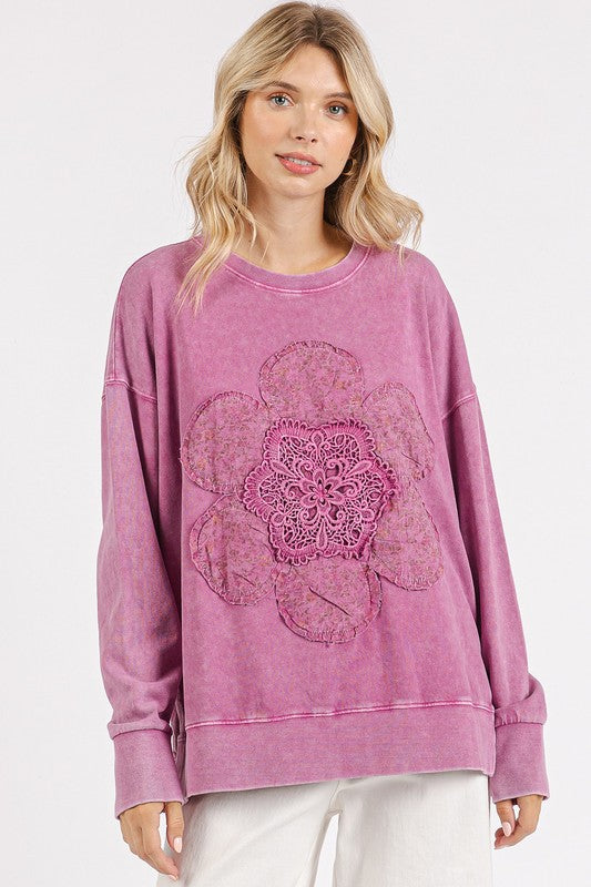 Flower Patch Side Slit Mineral Wash Round Neck Sweatshirt