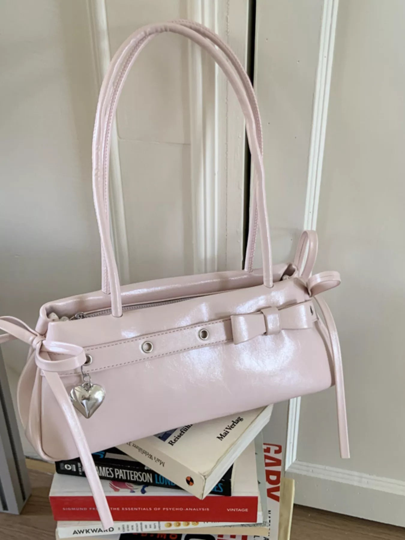 6378844370684e1e97c7dcb56418af77-Max-Origin