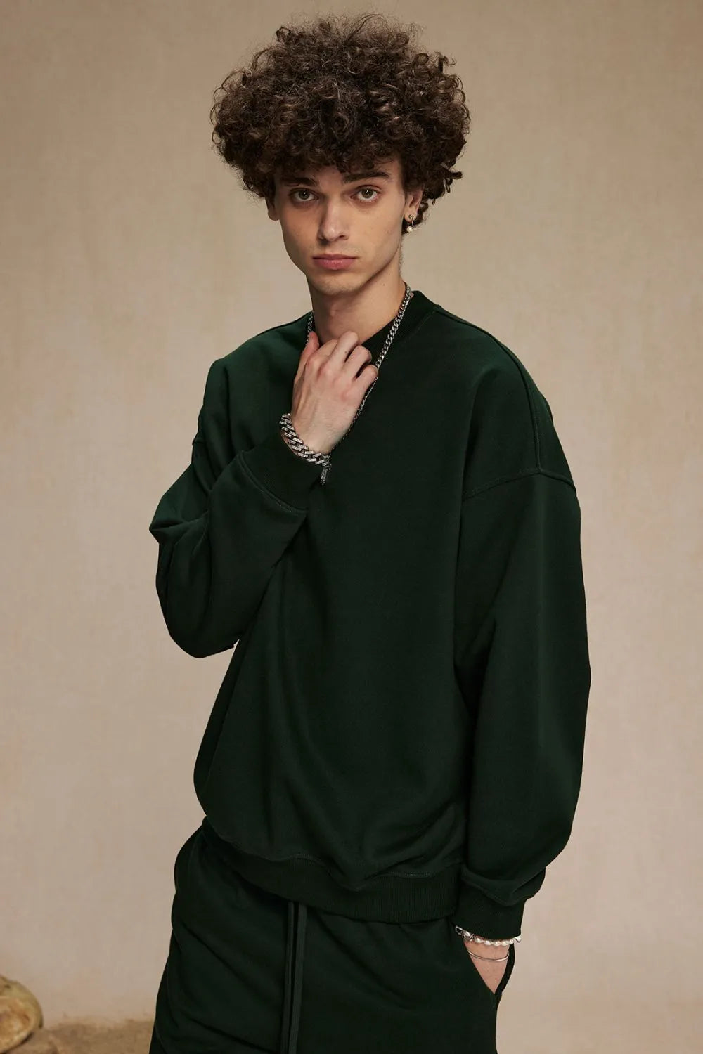 Round Neck Long Sleeve Sweatshirt