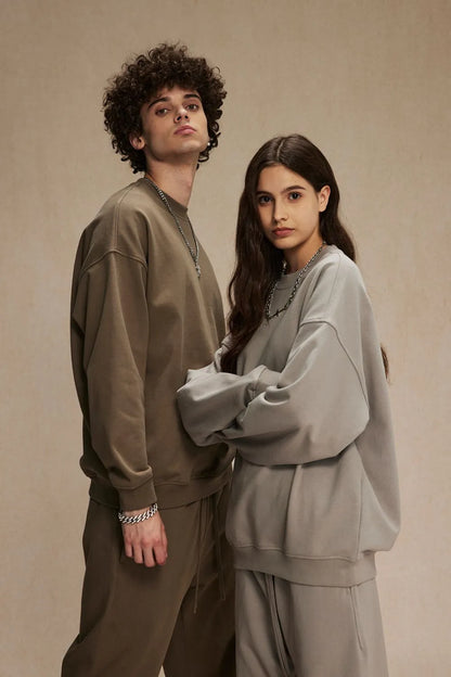 Round Neck Long Sleeve Sweatshirt