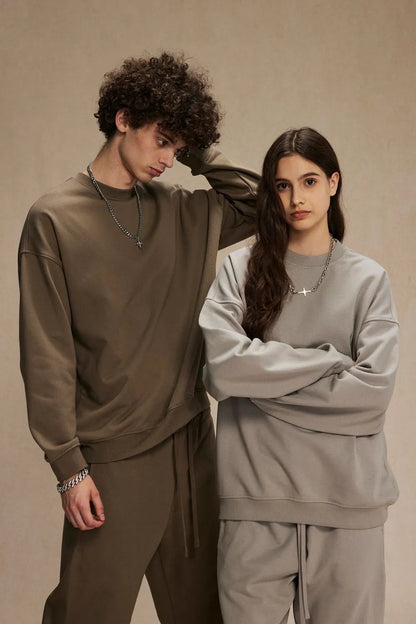 Round Neck Long Sleeve Sweatshirt