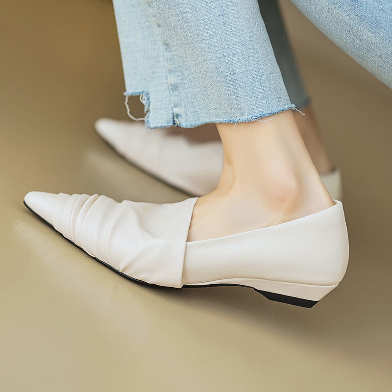 Pleated Pointed Toe Low Heel Shoes