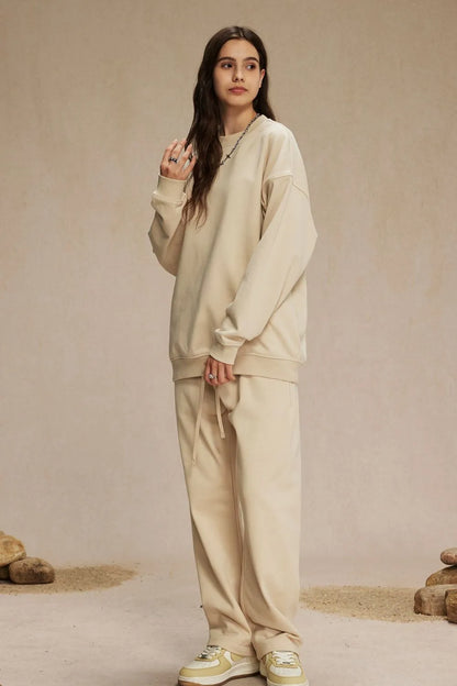 Round Neck Long Sleeve Sweatshirt