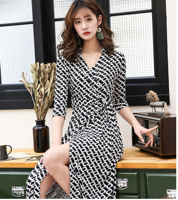 Chain Print Collared Neck Maxi Dress