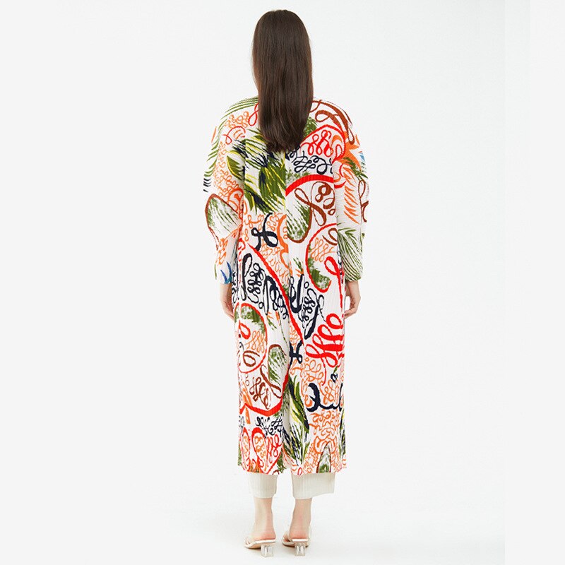 Miyake Pleated Printed Raglan Sleeves Trench Coat