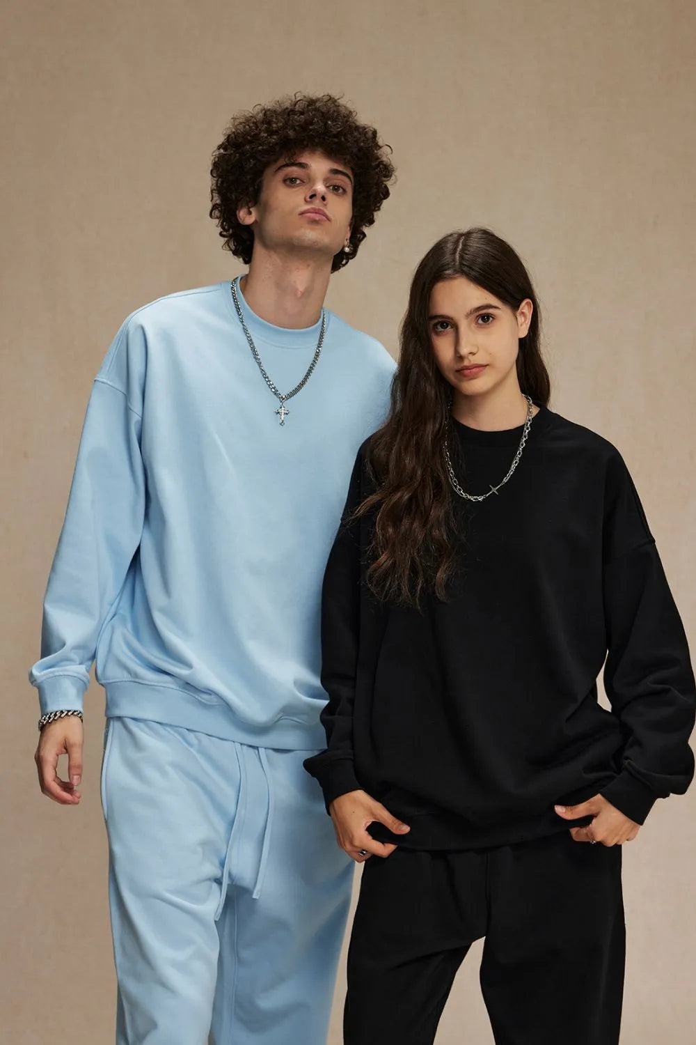 Round Neck Long Sleeve Sweatshirt