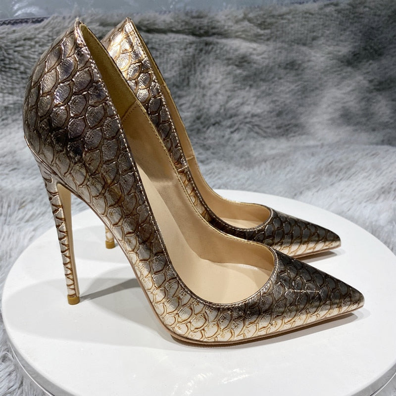 Shiny Gold Crocodile Pattern Pointy Toe Shoes