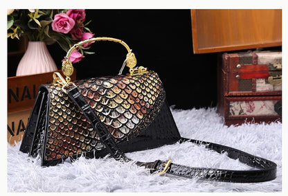 Crocodile Pattern Single Shoulder Crossbody Bag