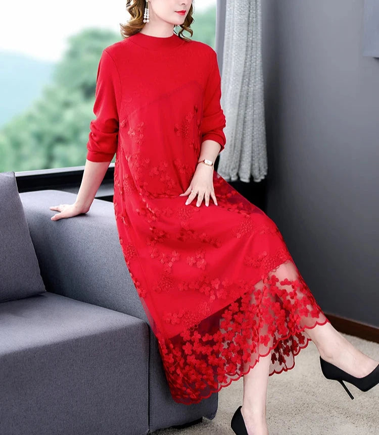 Spliced Embroidery Round Neck Long Sleeve Knit Dress