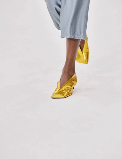 Shiny Square Toe Slingback Pumps