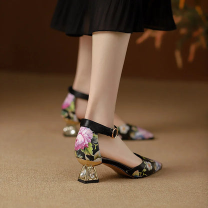 Flower Print Pointed Toe Mid Heel Pumps