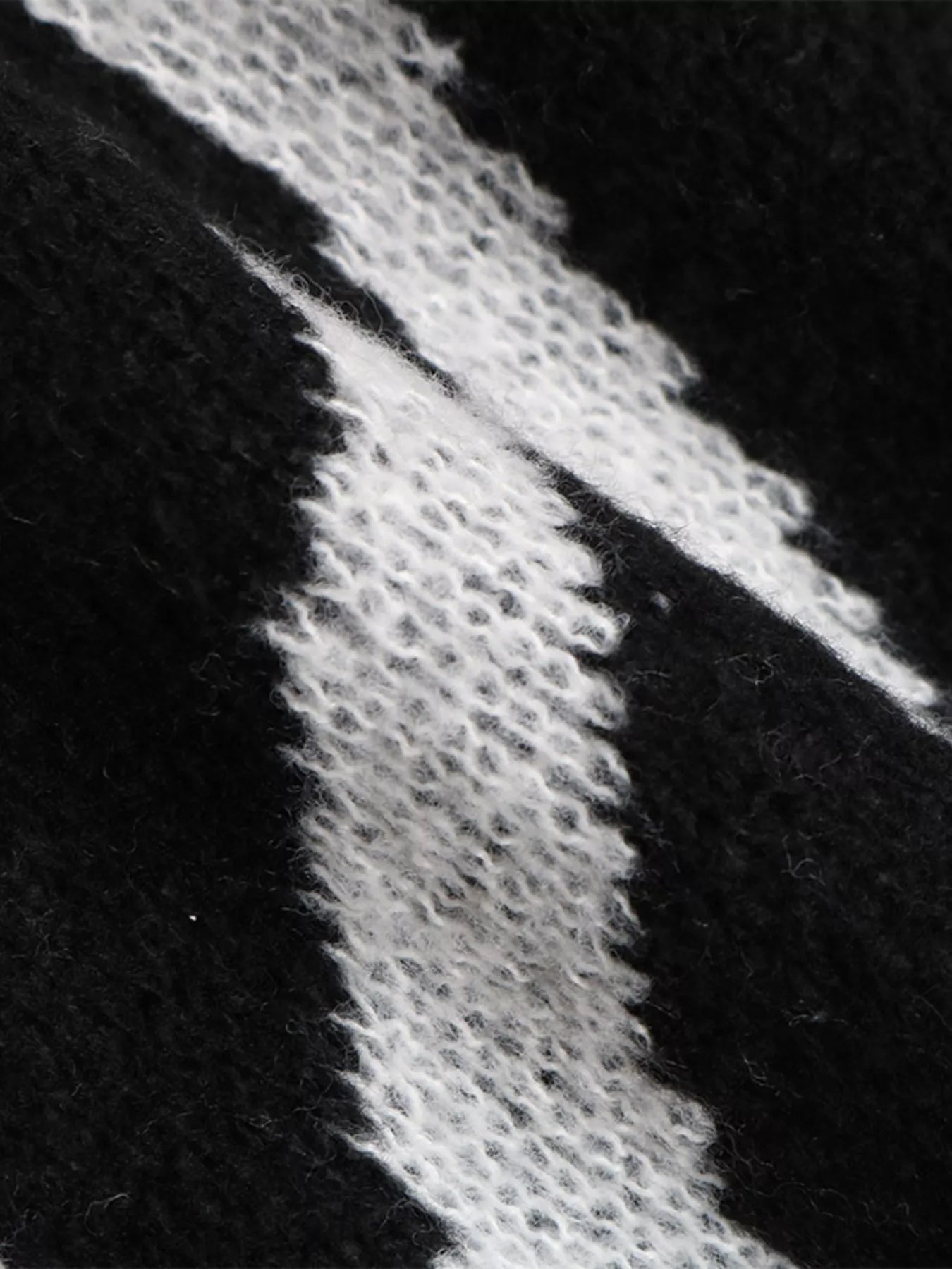 aa15ed2a935546c598f89e2c79183a60-Max-Origin