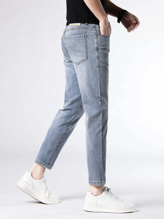 ae0dbb16b16346f4911b4e6a61deea22-Max-Origin