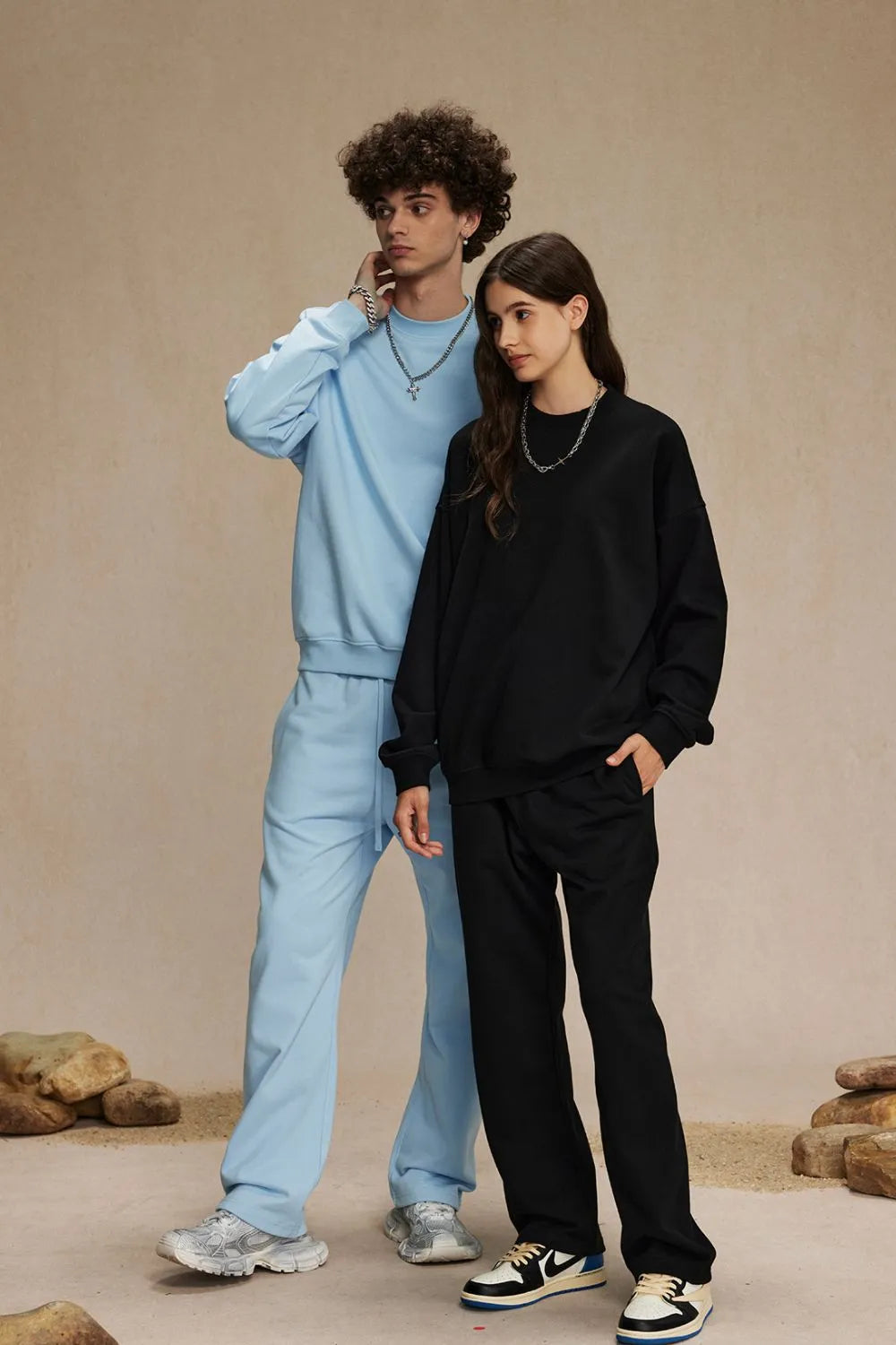 Round Neck Long Sleeve Sweatshirt