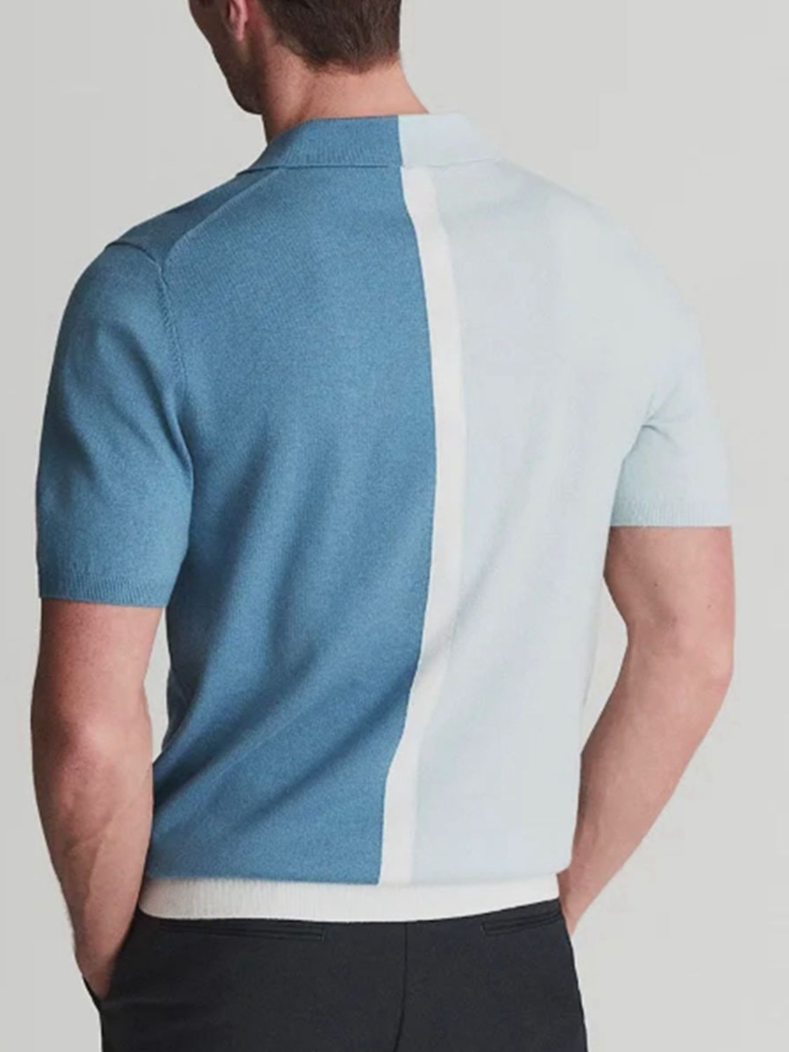 c76faa75-4914-4760-8cde-3b21c1277eca-Max