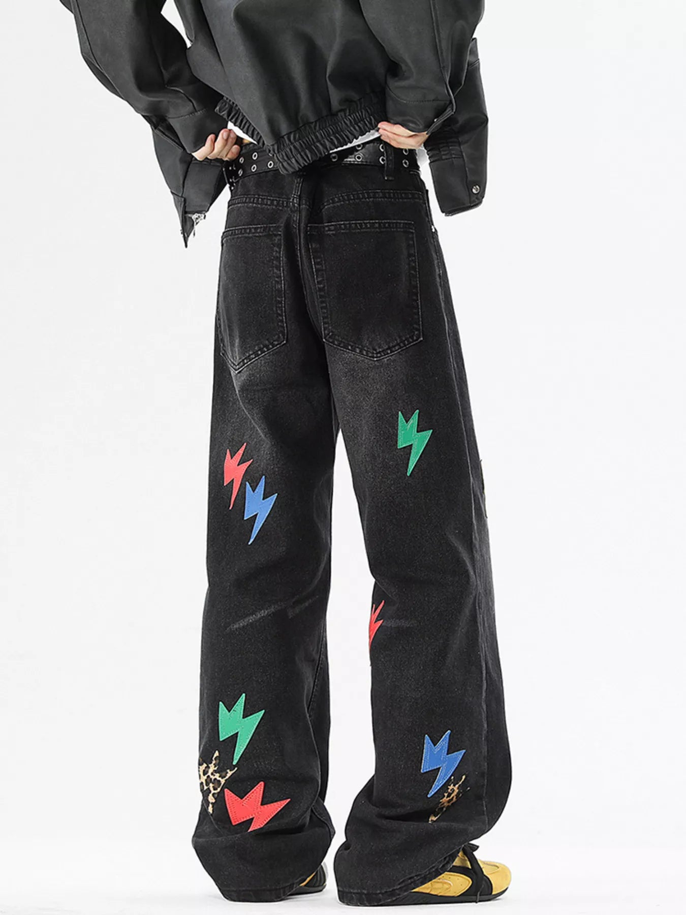 cf65ae1a57cf4389bc6fe057159a665e-Max-Origin