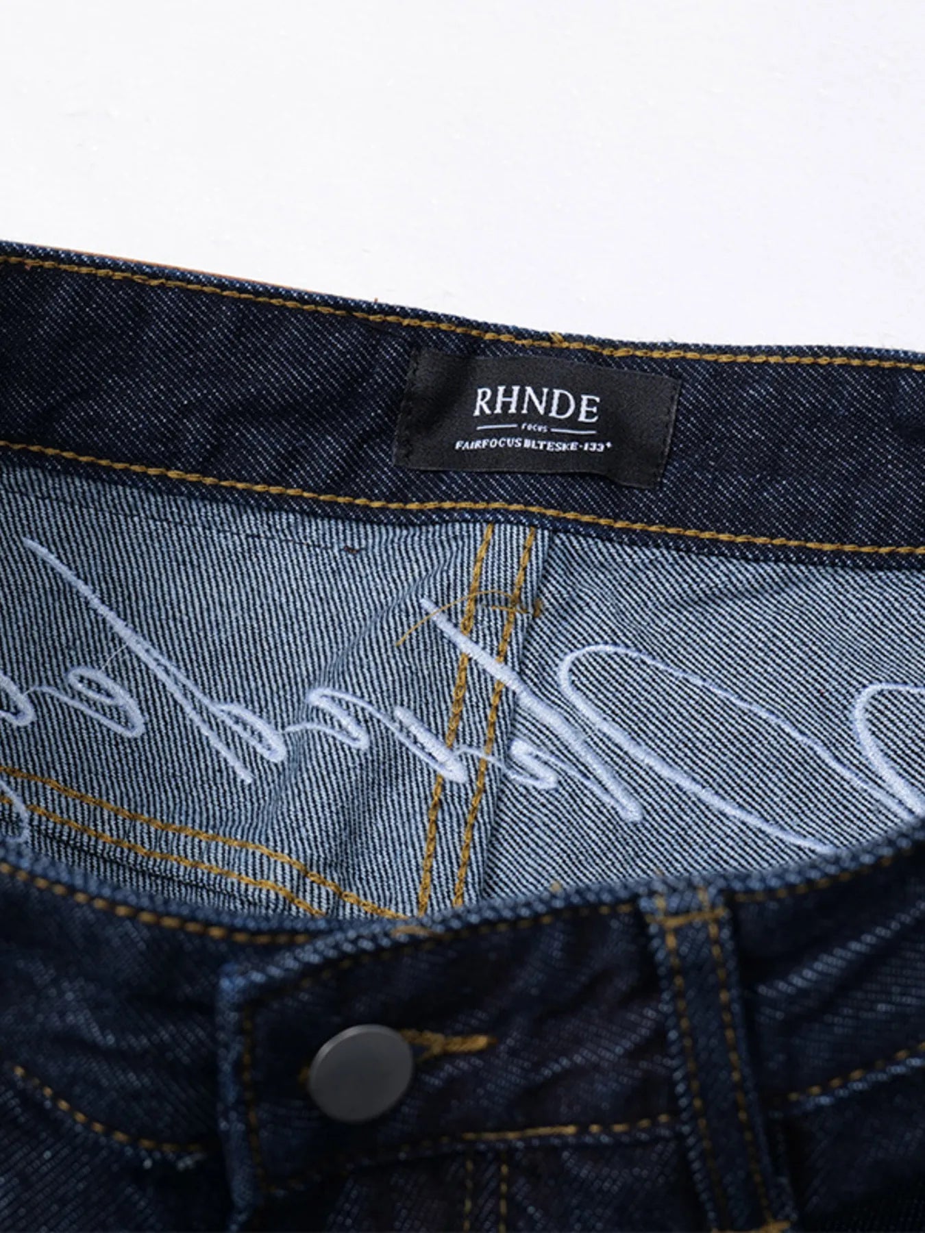 d2893ba8293b48f5a2e89f168e32372b-Max-Origin