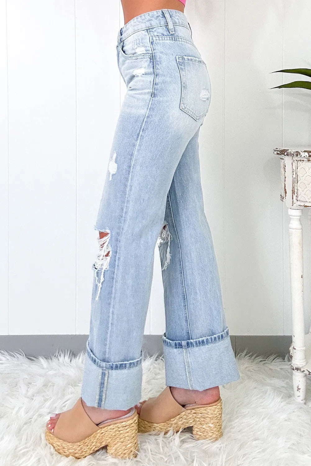 Distressed High Waist Jeans with Pockets