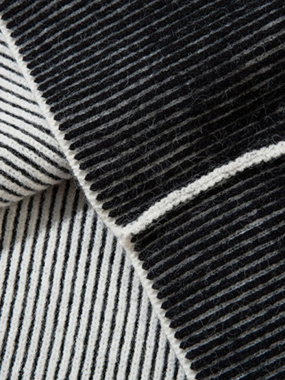 eb6156fce543446f90a9067a403e17e0-Max-Origin