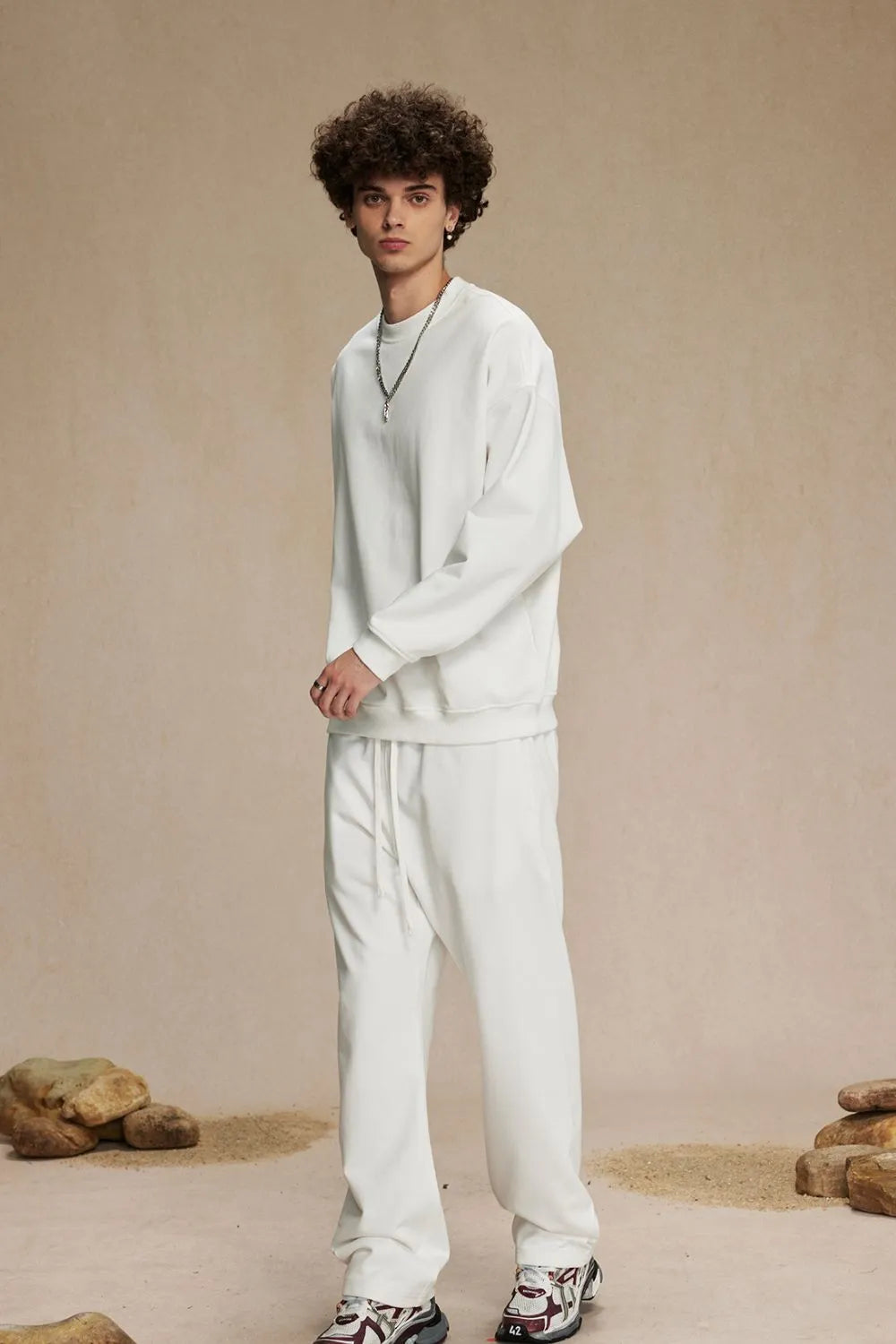 Round Neck Long Sleeve Sweatshirt