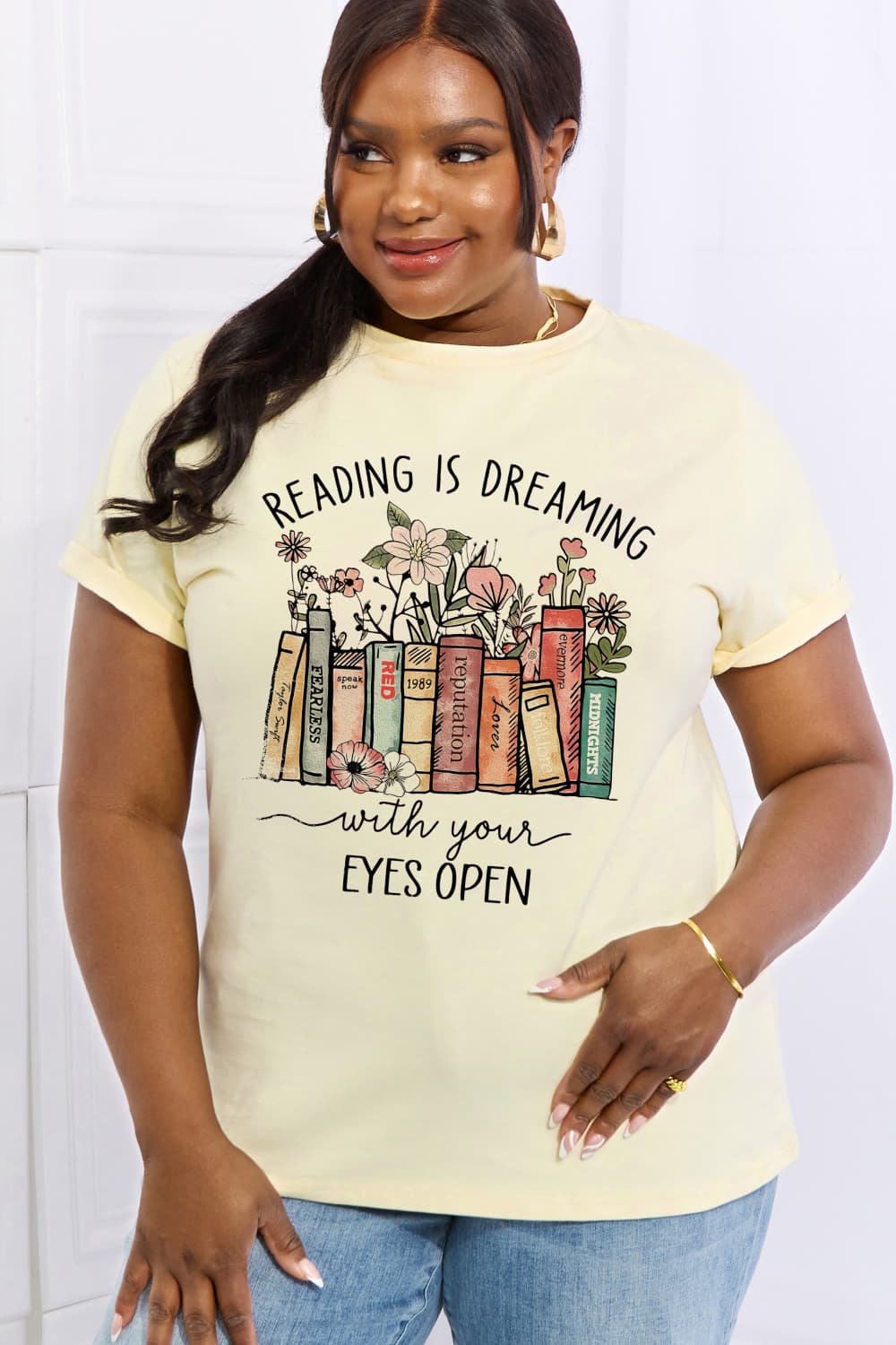 READING IS DREAMING WITH YOUR EYES OPEN Graphic Tee