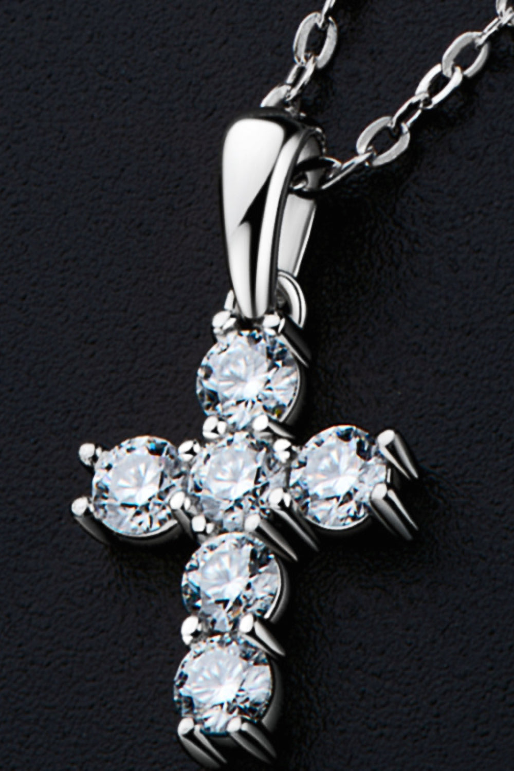 925 Sterling Silver Cross Moissanite Pendant Necklace