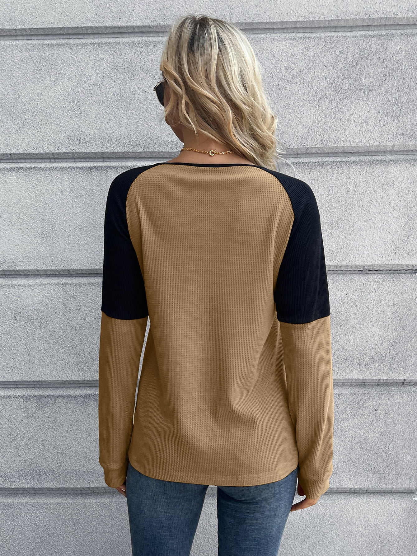 Contrast Buttoned Round Neck Raglan Sleeve Top