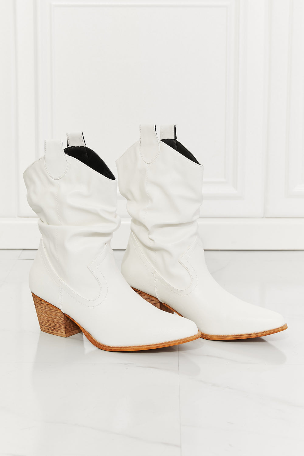 Texas Scrunch Cowboy Boots in White